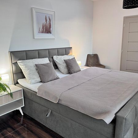 Apartments Sered Sered' Bagian luar foto