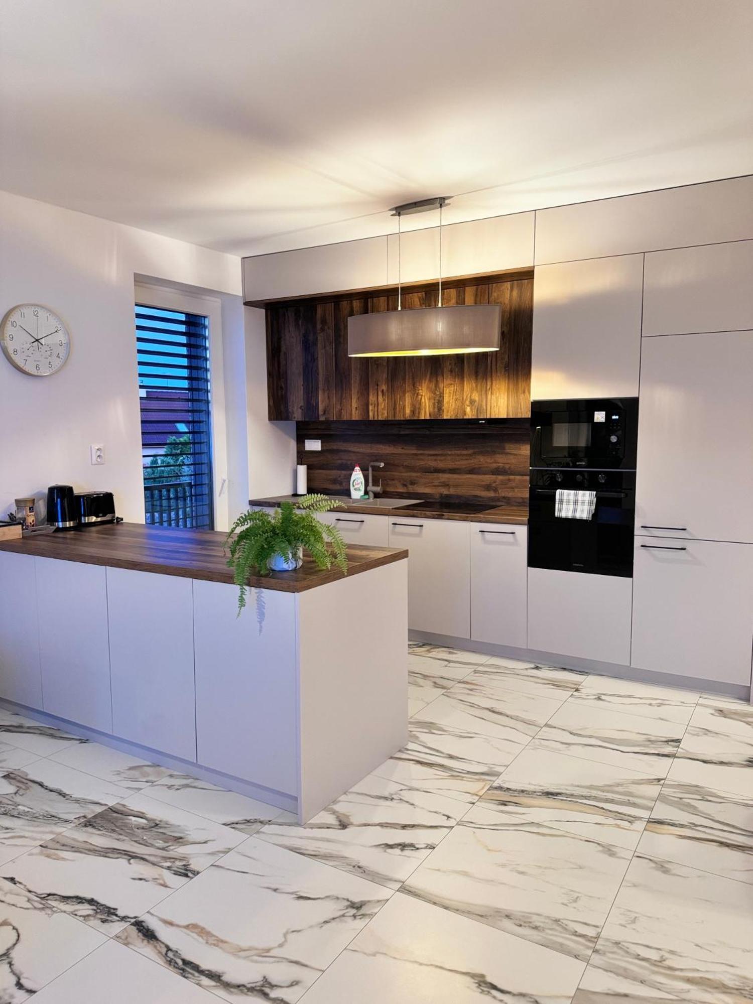 Apartments Sered Sered' Bagian luar foto